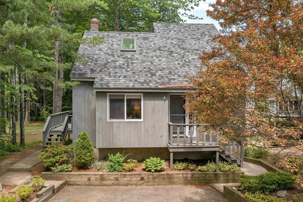 6 Cumberland Road Gilford NH 03249