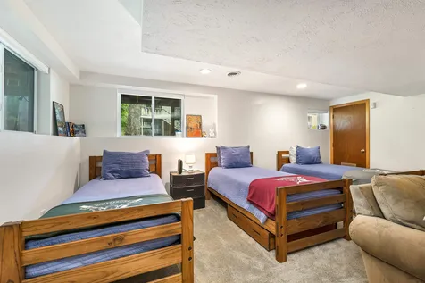 6 Cumberland Road Gilford NH 03249