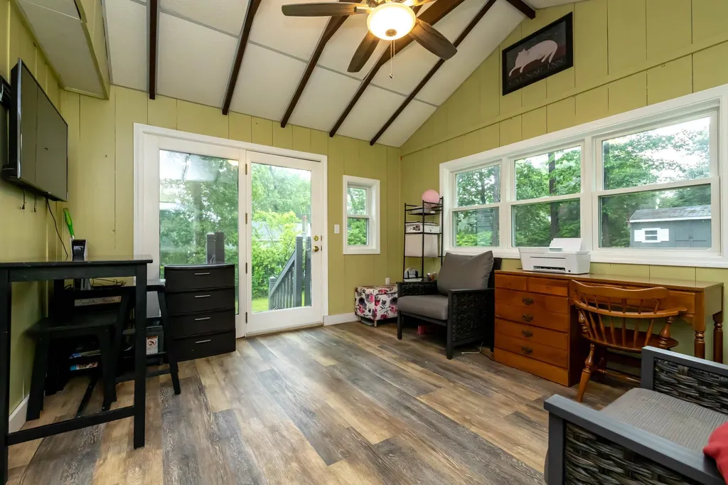2 Joan Street Derry NH 03038