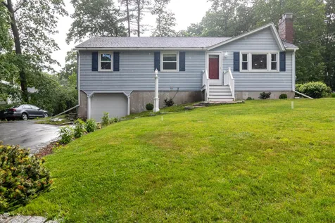 2 Joan Street Derry NH 03038