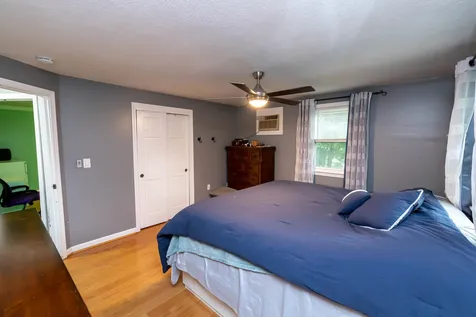 2 Joan Street Derry NH 03038