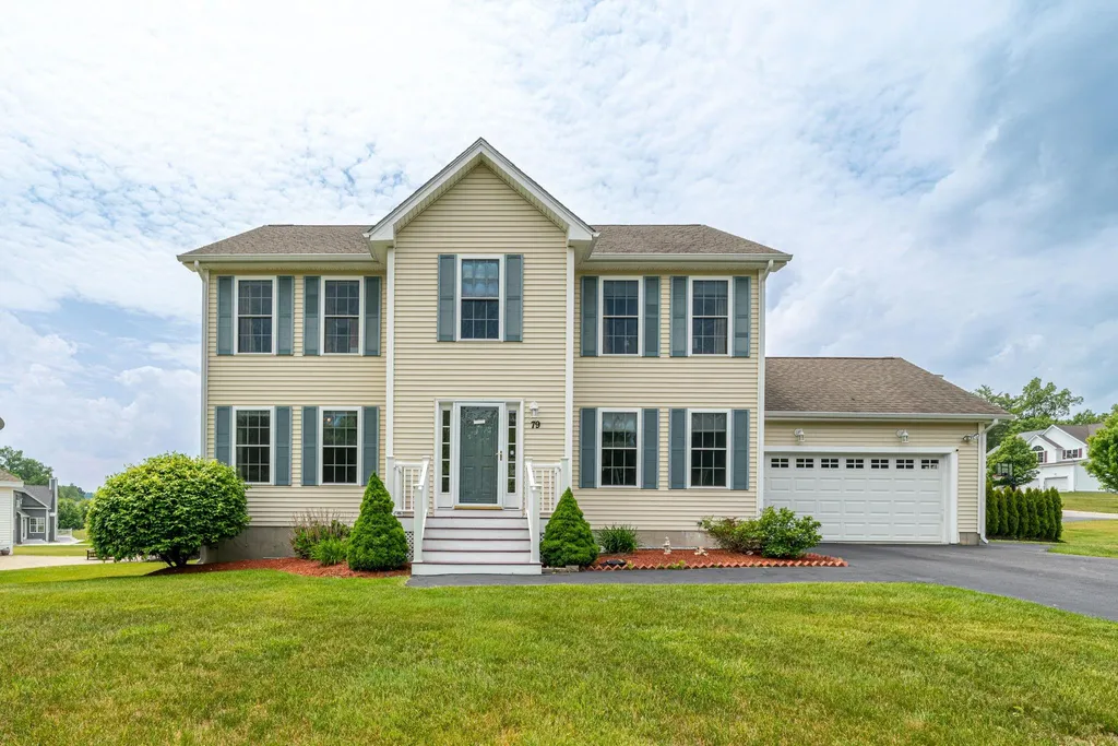 79 Cherrywood Drive Nashua NH 03062