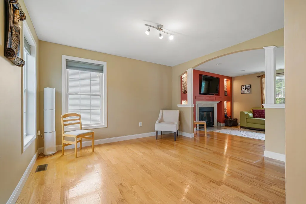 79 Cherrywood Drive Nashua NH 03062