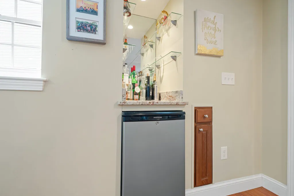 79 Cherrywood Drive Nashua NH 03062