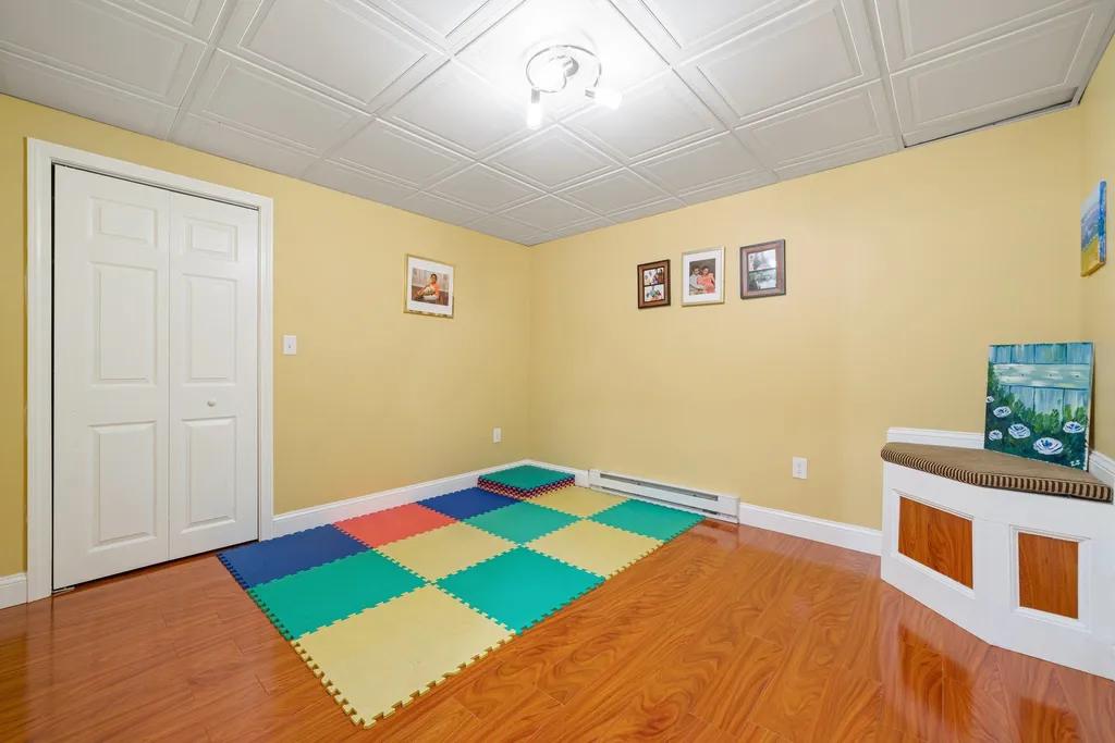 79 Cherrywood Drive Nashua NH 03062