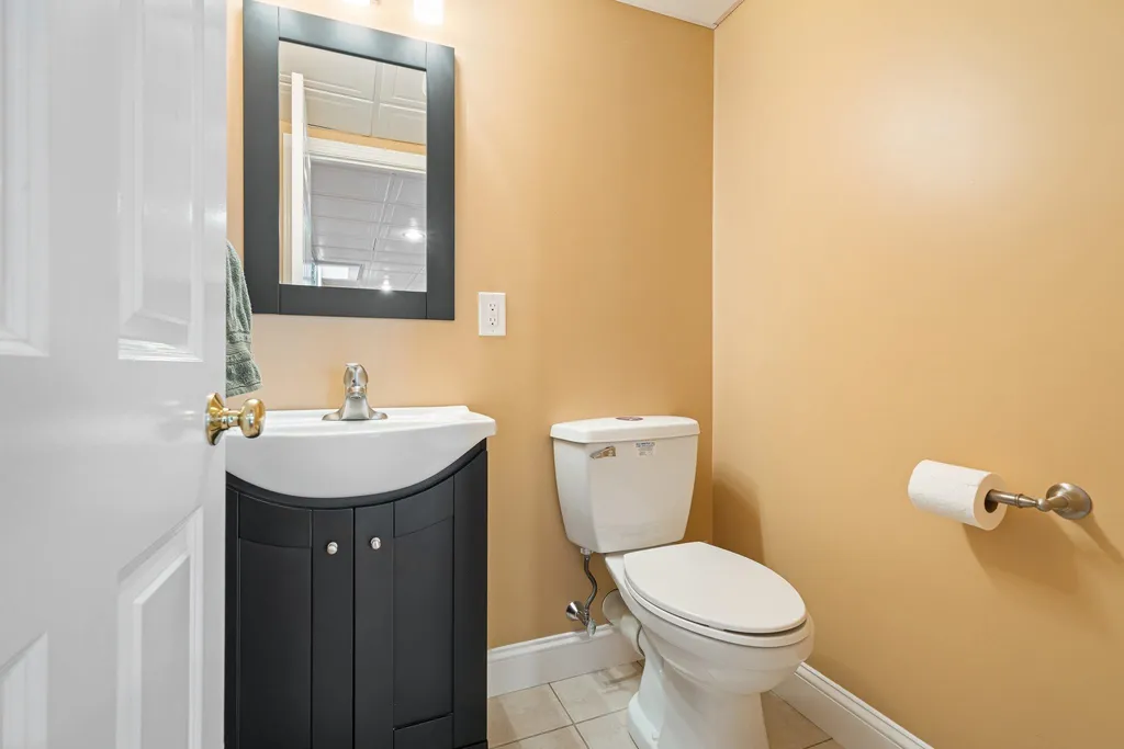 79 Cherrywood Drive Nashua NH 03062