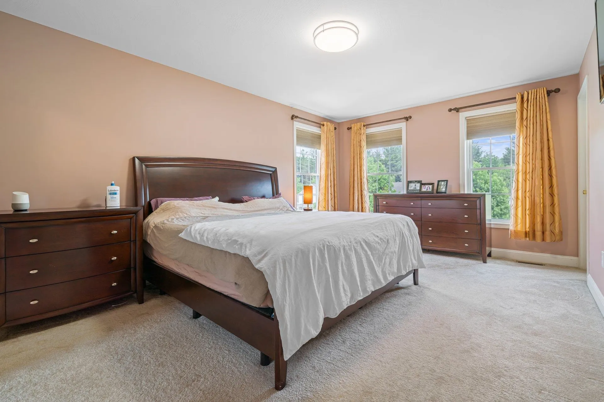79 Cherrywood Drive Nashua NH 03062