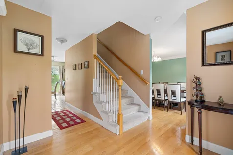 79 Cherrywood Drive Nashua NH 03062