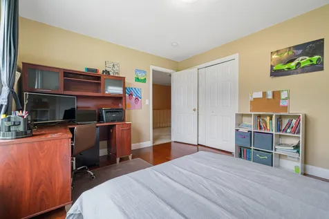 79 Cherrywood Drive Nashua NH 03062