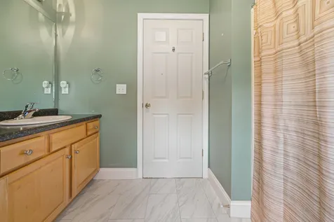 79 Cherrywood Drive Nashua NH 03062