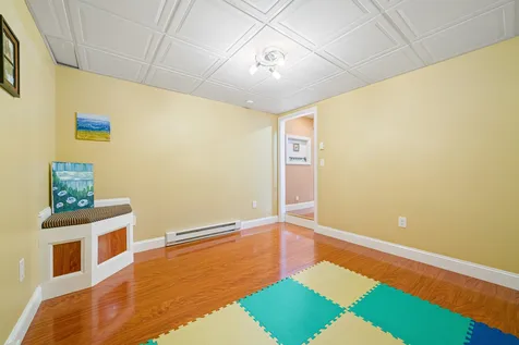79 Cherrywood Drive Nashua NH 03062