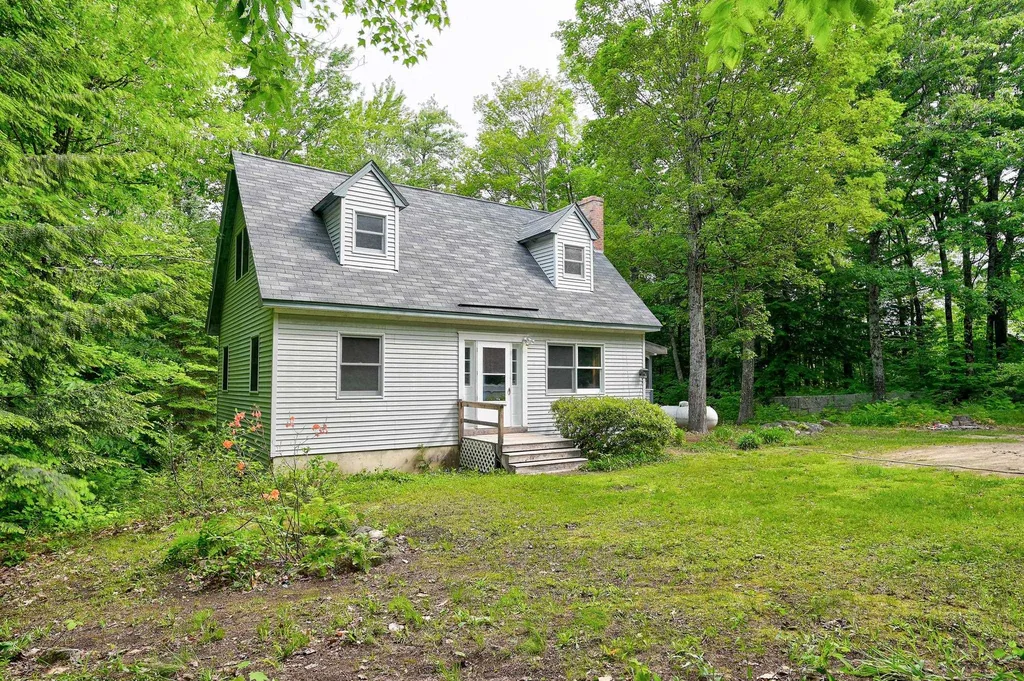 1661 Brownfield Road Conway NH 03813