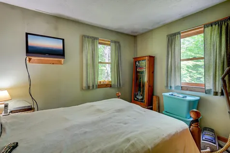 1661 Brownfield Road Conway NH 03813