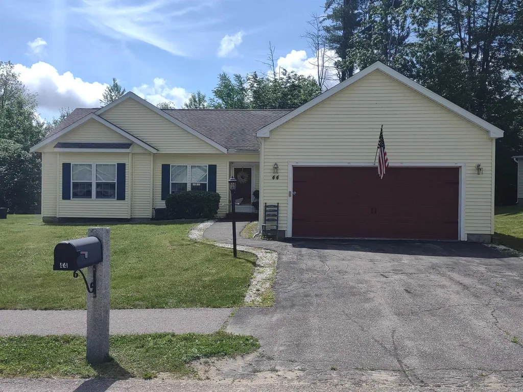 44 Sarasota Lane Laconia NH 03246