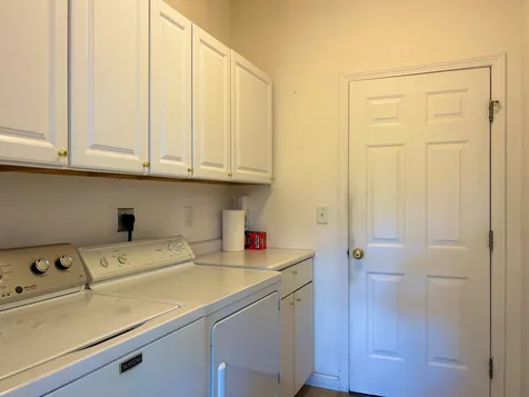 24 Fountain Way Lebanon NH 03784