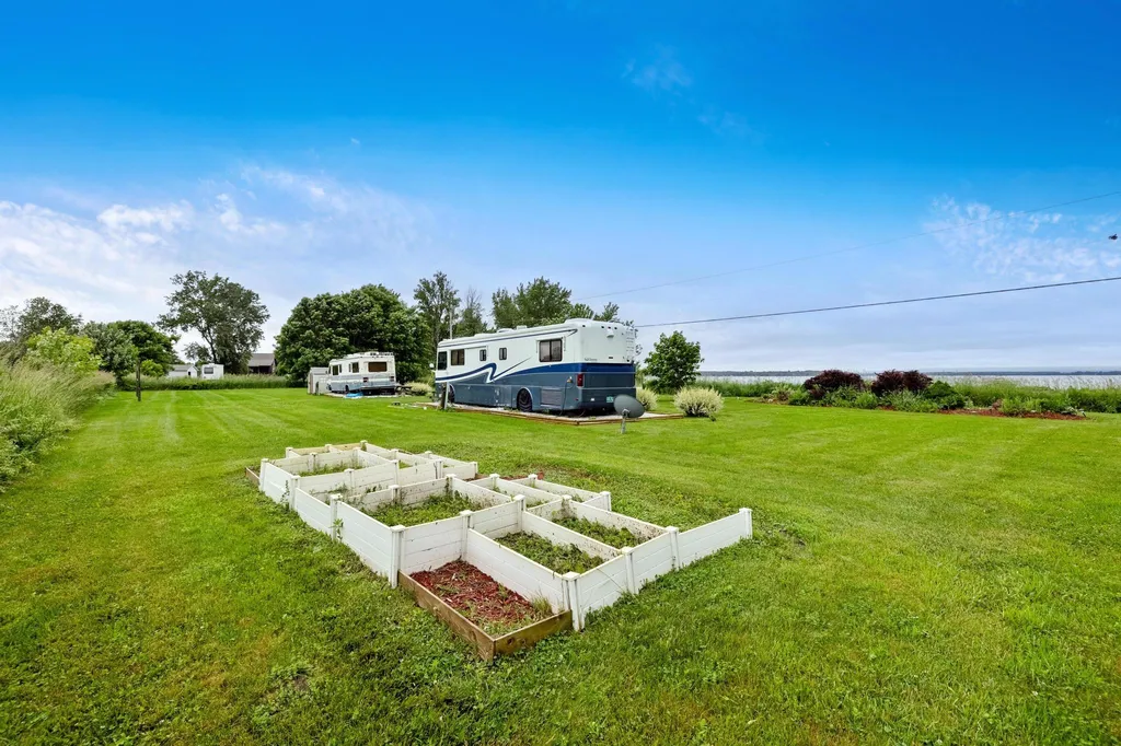 2657 West Shore Road Alburgh VT 05440