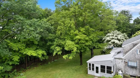 23 Beruk Hill Road Hinsdale NH 03451