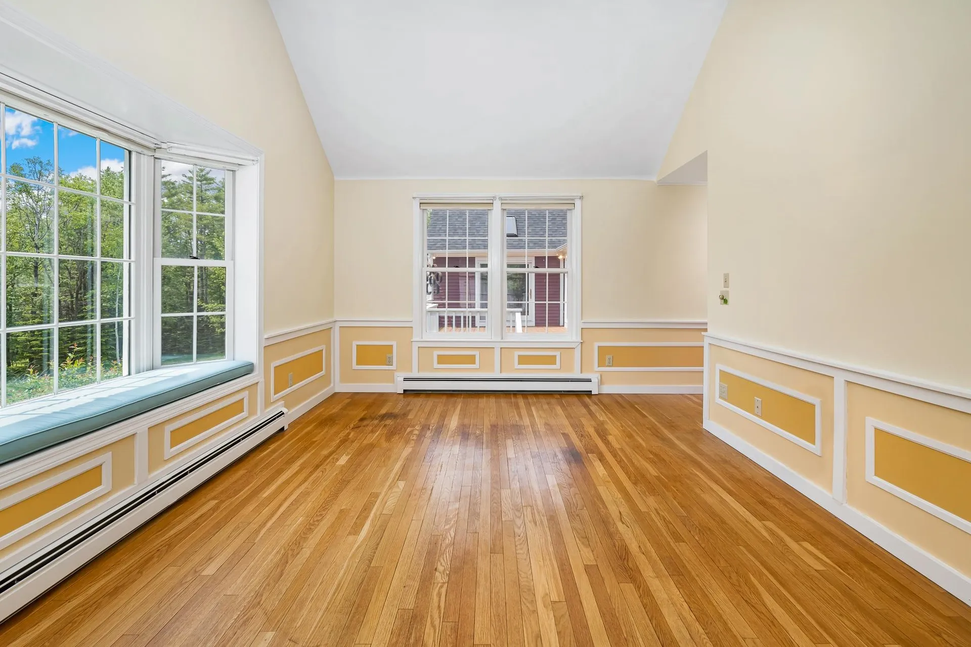 1667 King Hill Road New London NH 03257