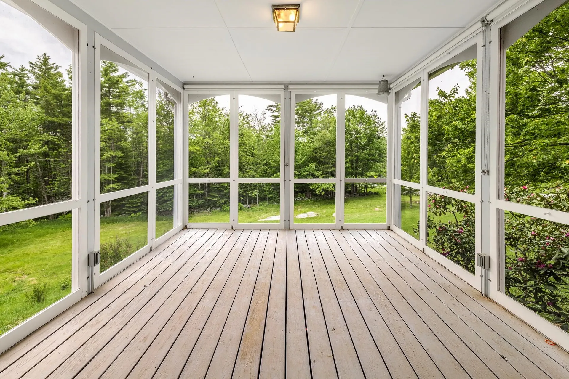 1667 King Hill Road New London NH 03257