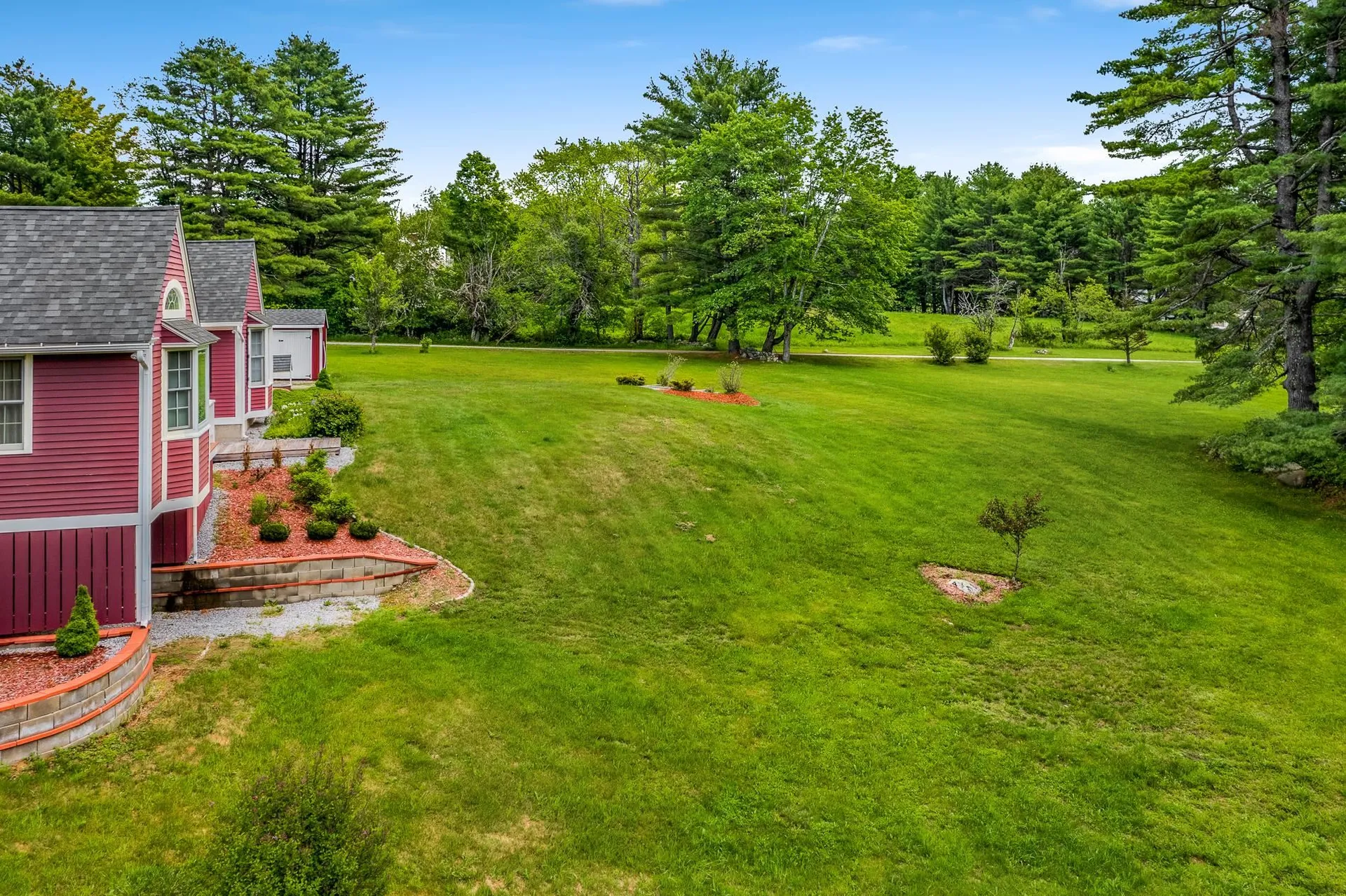 1667 King Hill Road New London NH 03257