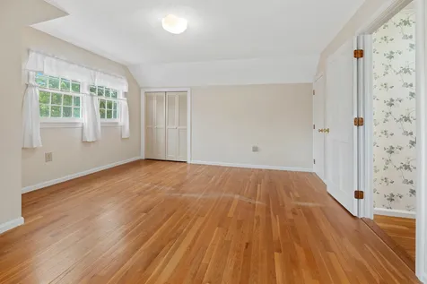 1667 King Hill Road New London NH 03257