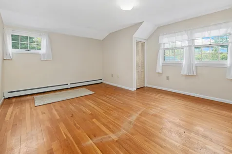 1667 King Hill Road New London NH 03257