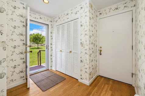 1667 King Hill Road New London NH 03257