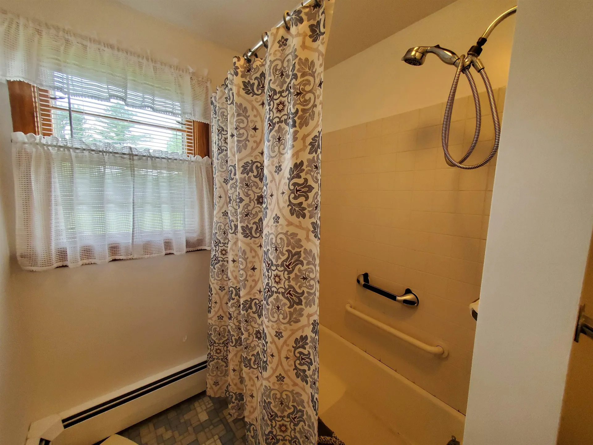 276 Shaker Hill Road Enfield NH 03748
