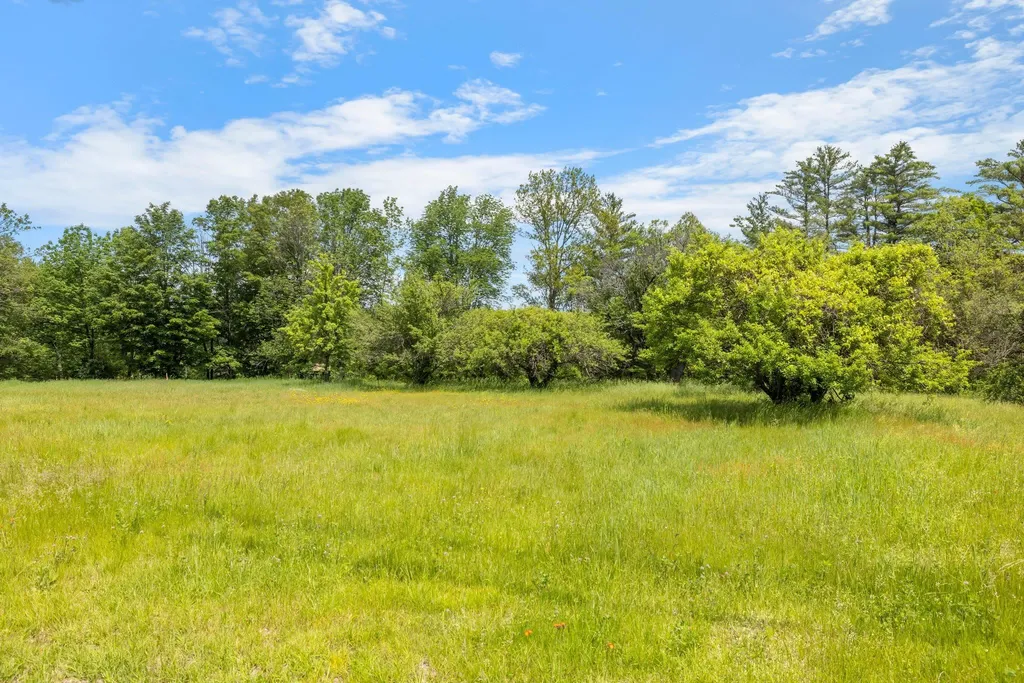 Lot 5-6-1 School Street Rumney NH 03266