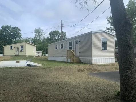 1338 Woodbury Avenue Portsmouth NH 03801