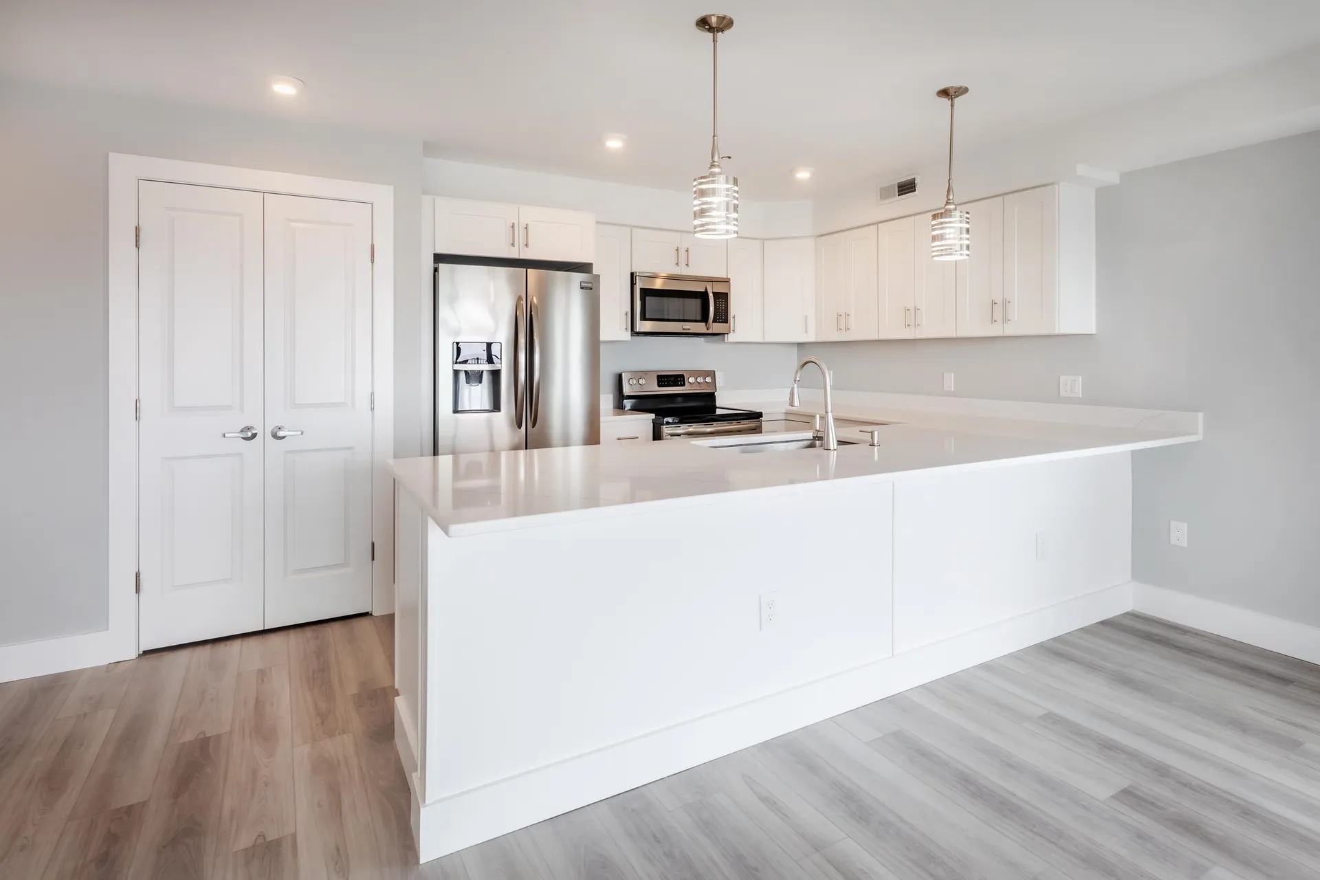 377 Ocean Boulevard Hampton NH 03842