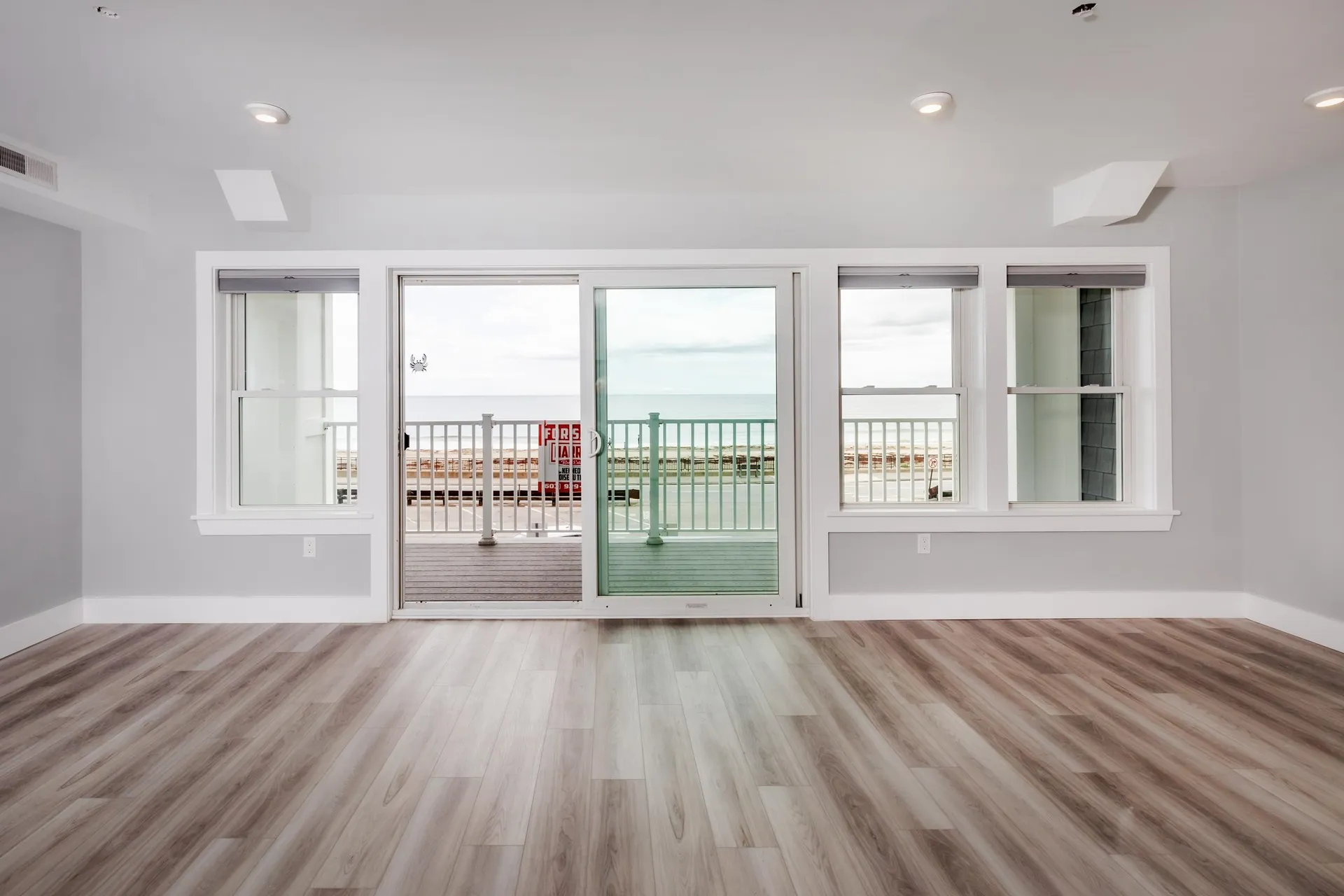 377 Ocean Boulevard Hampton NH 03842