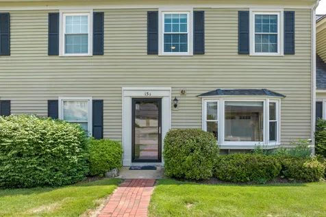 15 Williamsburg Circle Laconia NH 03246