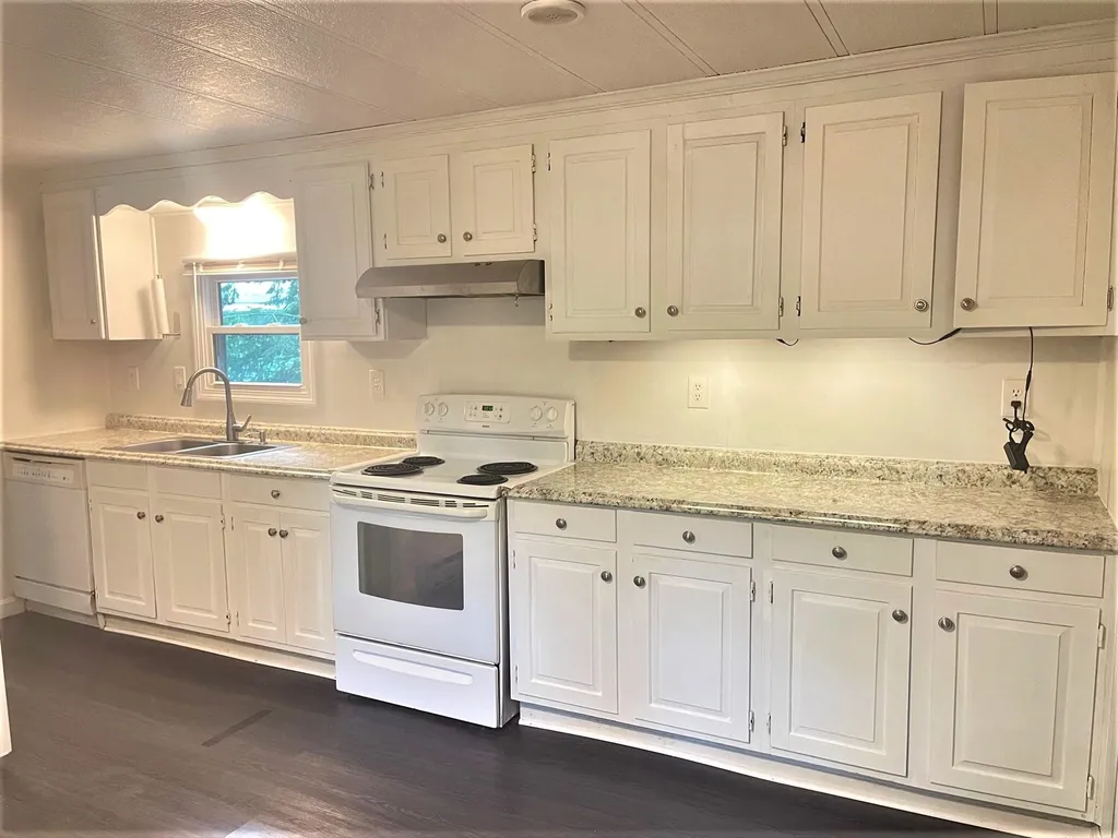 118 Emerald Drive Barrington NH 03825
