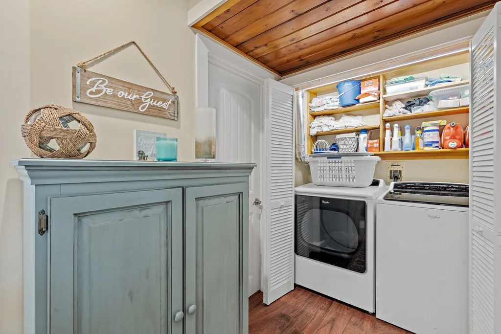 2696 Lake Shore Road Gilford NH 03249