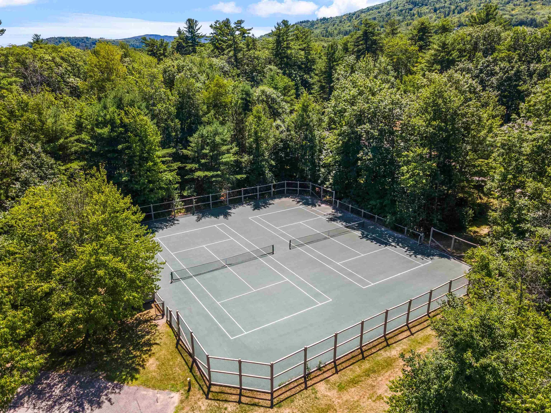 2696 Lake Shore Road Gilford NH 03249