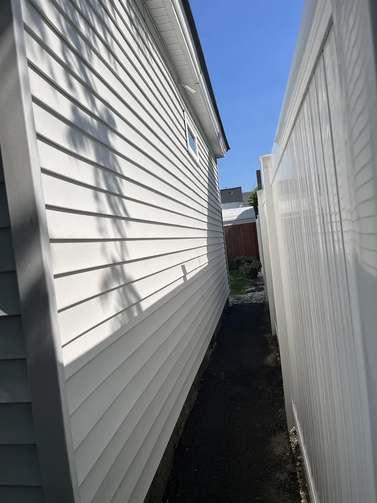15 Pierce Street Nashua NH 03060