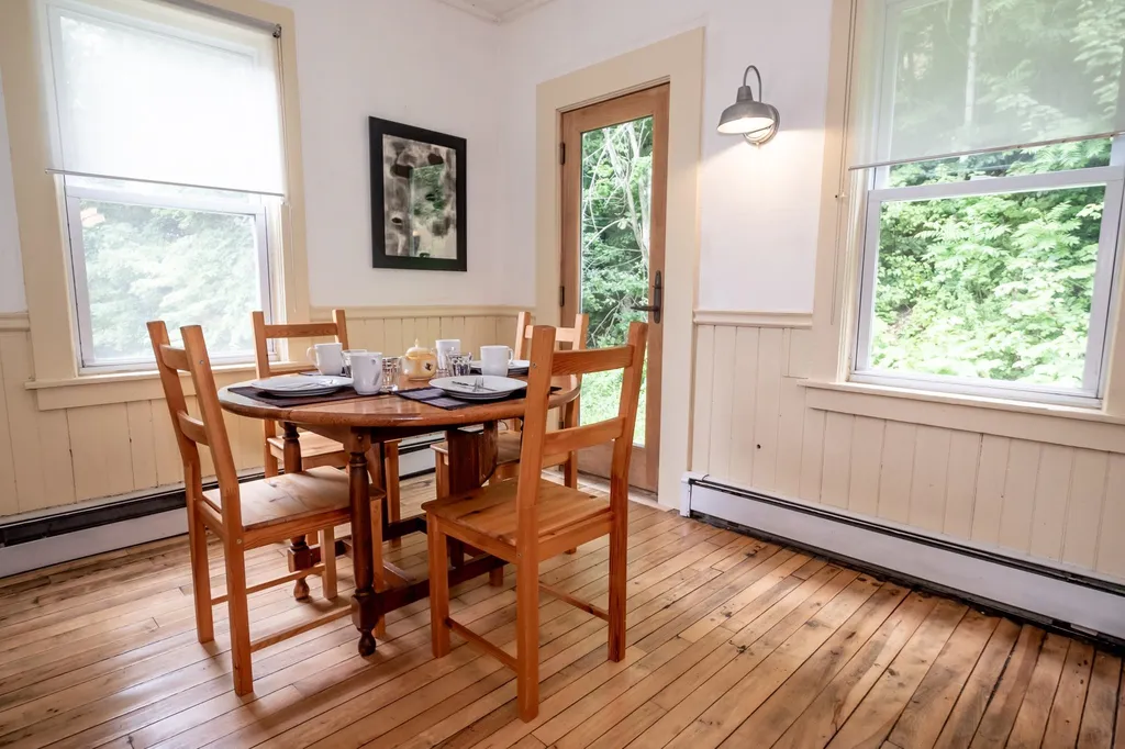 37 Robinson Drive Rochester VT 05767