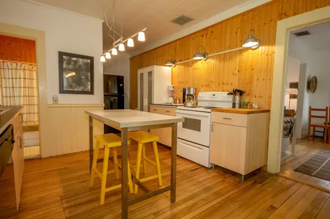 37 Robinson Drive Rochester VT 05767