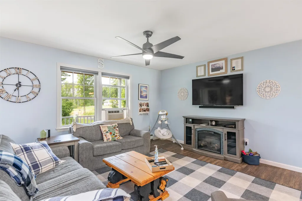 134 Pine Grove Circle North Hero VT 05474
