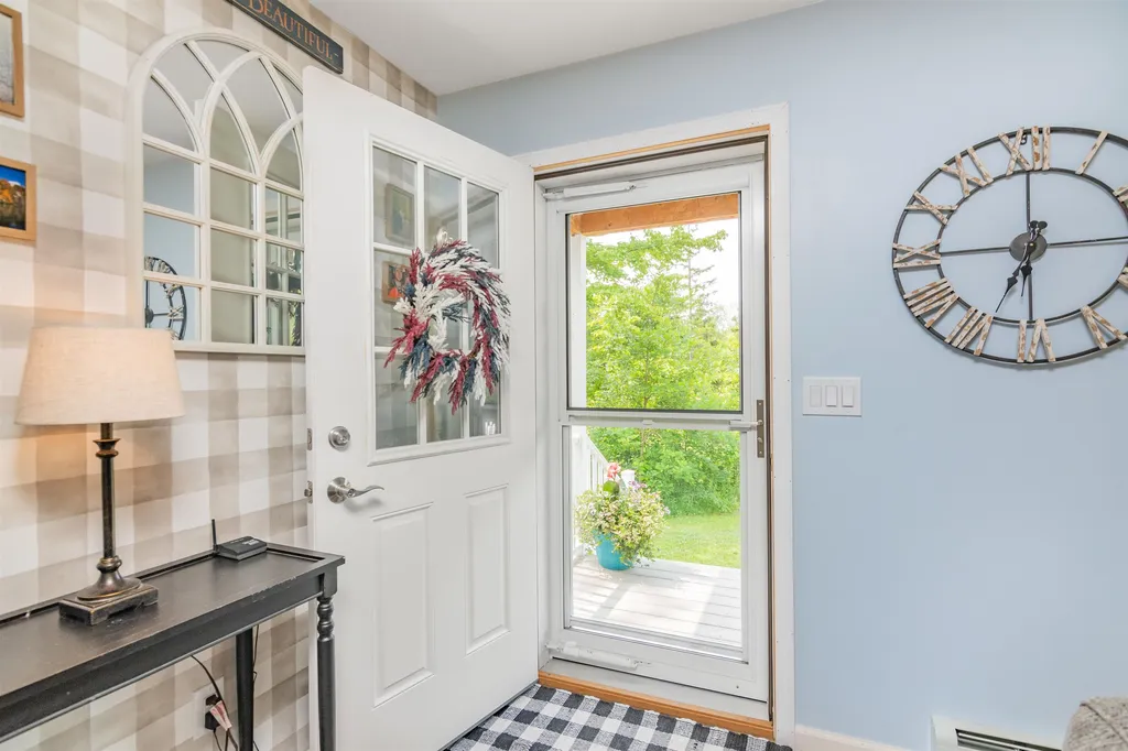 134 Pine Grove Circle North Hero VT 05474