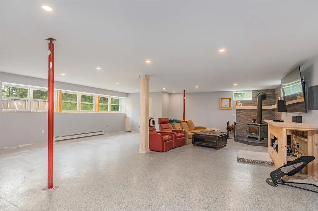 134 Pine Grove Circle North Hero VT 05474