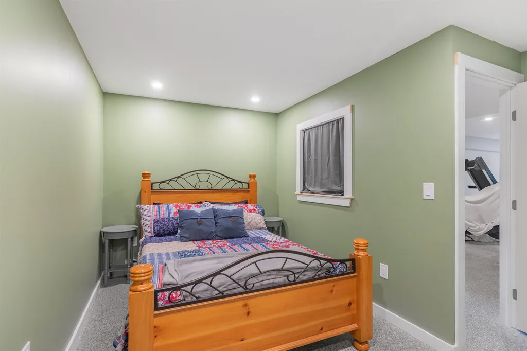 134 Pine Grove Circle North Hero VT 05474