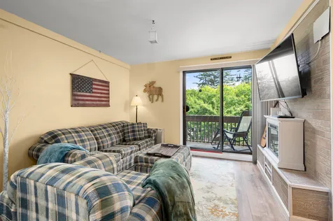 160 Treetop Circle Laconia NH 03246