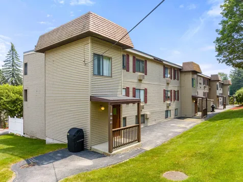 160 Treetop Circle Laconia NH 03246