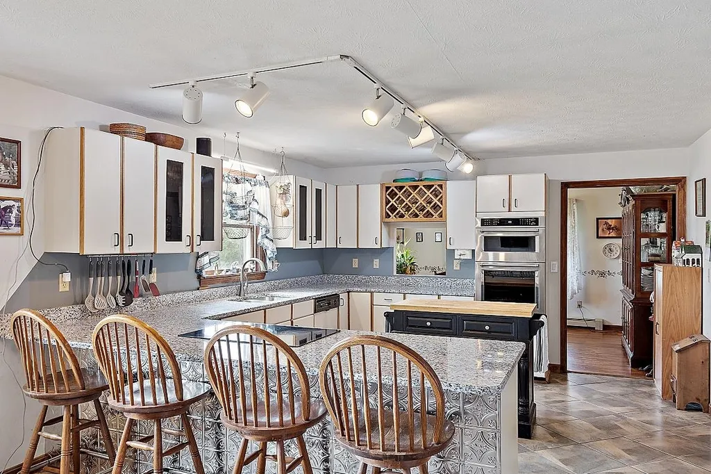 68 Russell Hill Road Brookline NH 03033