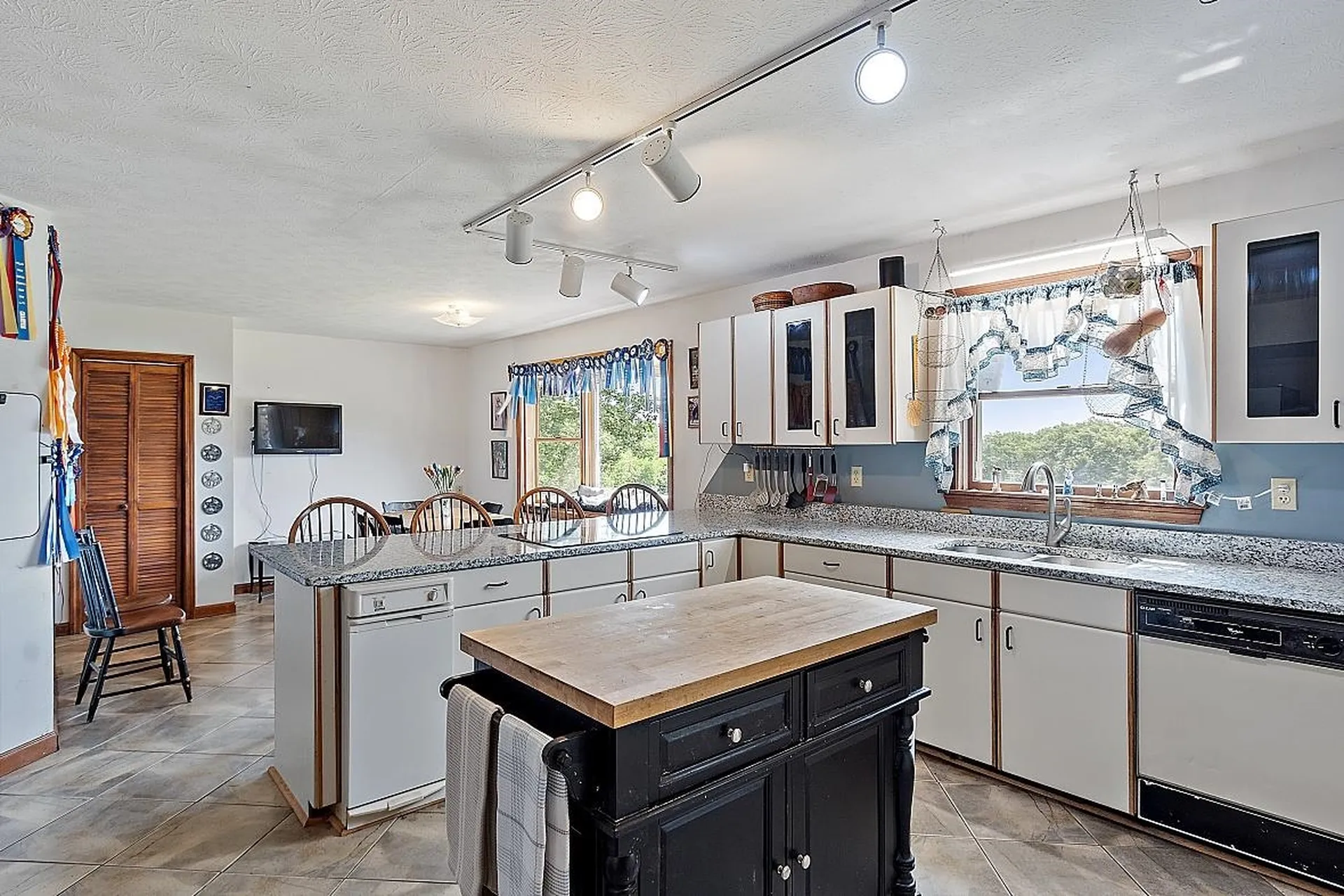 68 Russell Hill Road Brookline NH 03033