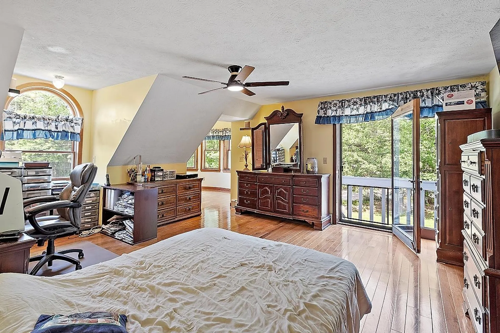 68 Russell Hill Road Brookline NH 03033