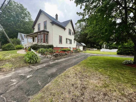 166 Gilford Avenue Laconia NH 03246