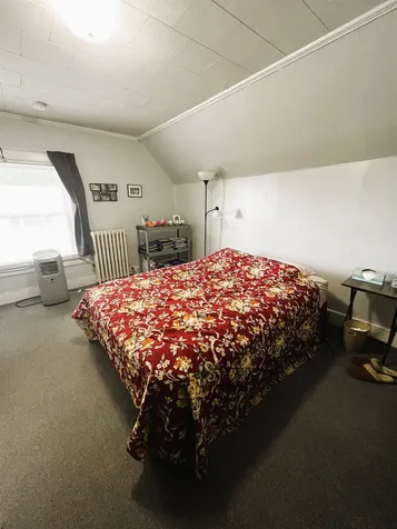 166 Gilford Avenue Laconia NH 03246